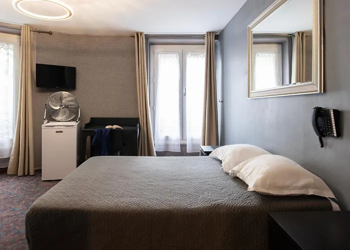 Grand De Hotel 2*