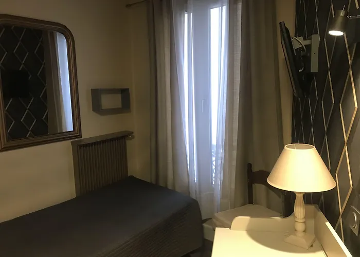 Grand De Hotel