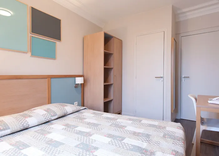 Hotel Grand De 2*