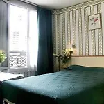 Grand De מלון 2*