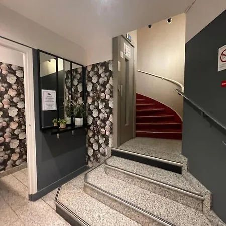 Grand De 2* Paris