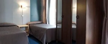 Grand De Hotel 2*