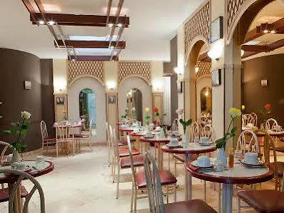 Hotel Grand De 2*