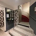 Grand De 2* Paris